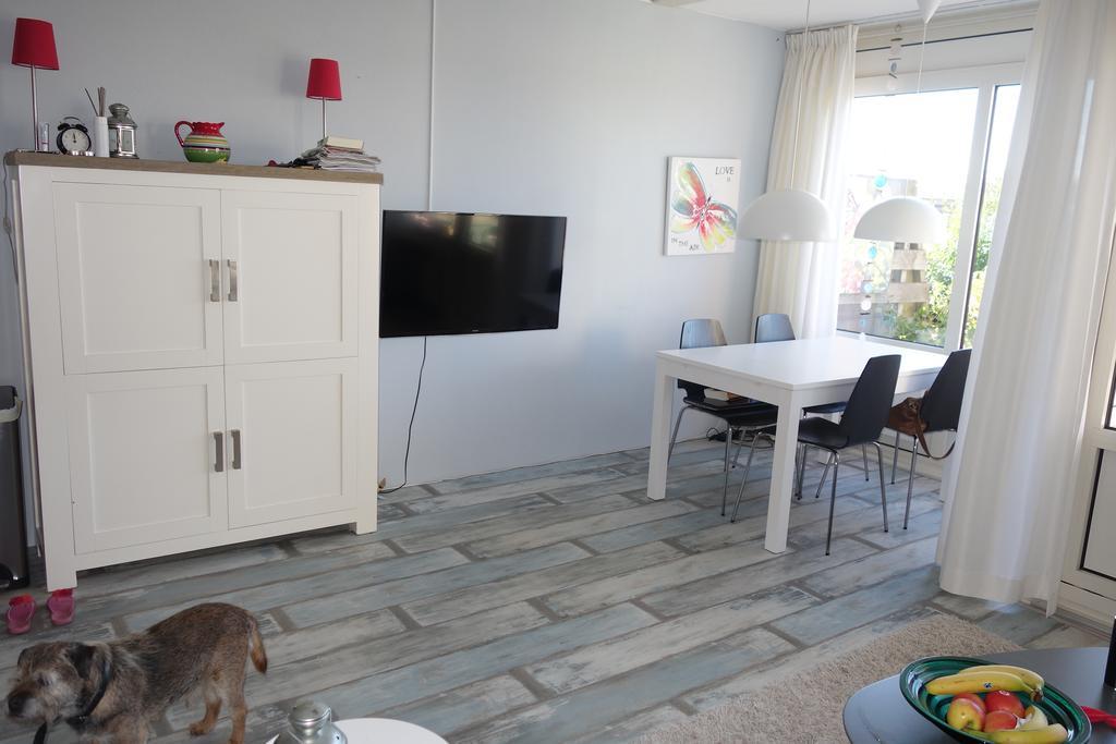 Duinzicht, Amelander Paradijs, Zonnig 6 Persoons Met Groot Terras Op De Begane Grond, Vrij Uitzicht, Upgrade 2024 Apartment Buren (Friesland)